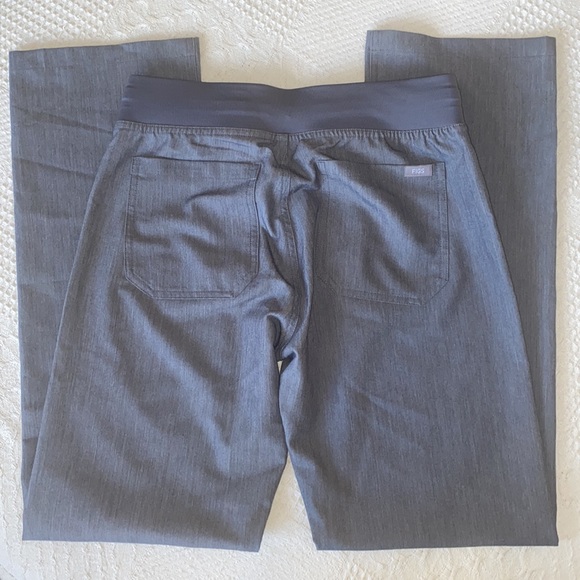 Figs Graphite Livingston Basic Scrub Pants XS - Picture 6 of 14